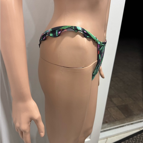 Floral Print Bikini Bottom - Picture 6 of 7